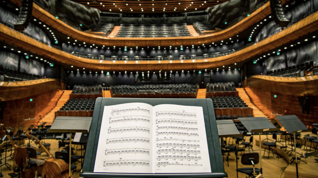 Image of a theatre to represent the idea of soundstage.